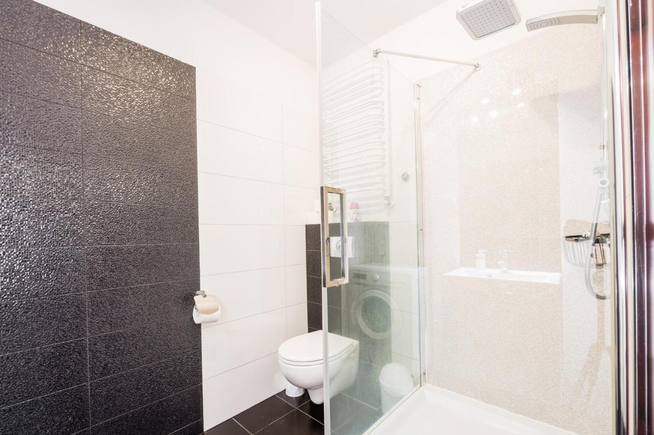 Radziwillowska Old Town Deluxe Apartment Wawelofts Krakow Luaran gambar